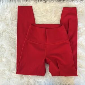 Lululemon Wunder Under 25” size 4